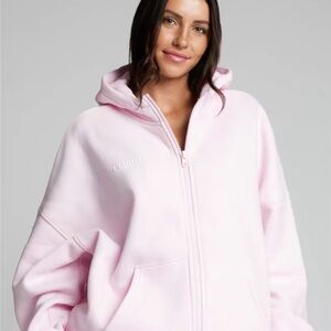 COMFRT POWDER PINK💗 cloud zip hoodie SOLD OUT ON LINE
